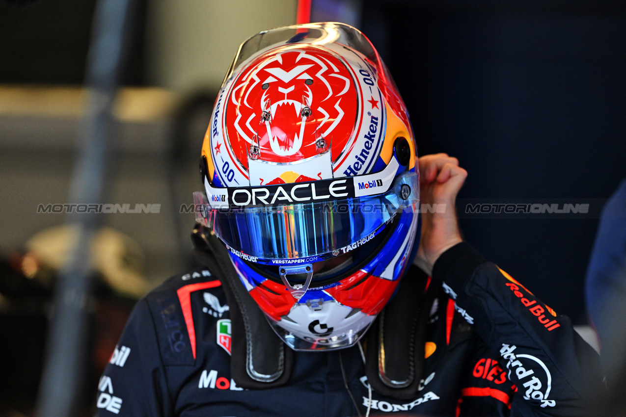 GP USA, Max Verstappen (NLD) Red Bull Racing.
18.10.2025. Formula 1 World Championship, Rd 19, United States Grand Prix, Austin, Texas, USA, Sprint e Qualifiche Day.
- www.xpbimages.com, EMail: requests@xpbimages.com © Copyright: Price / XPB Images