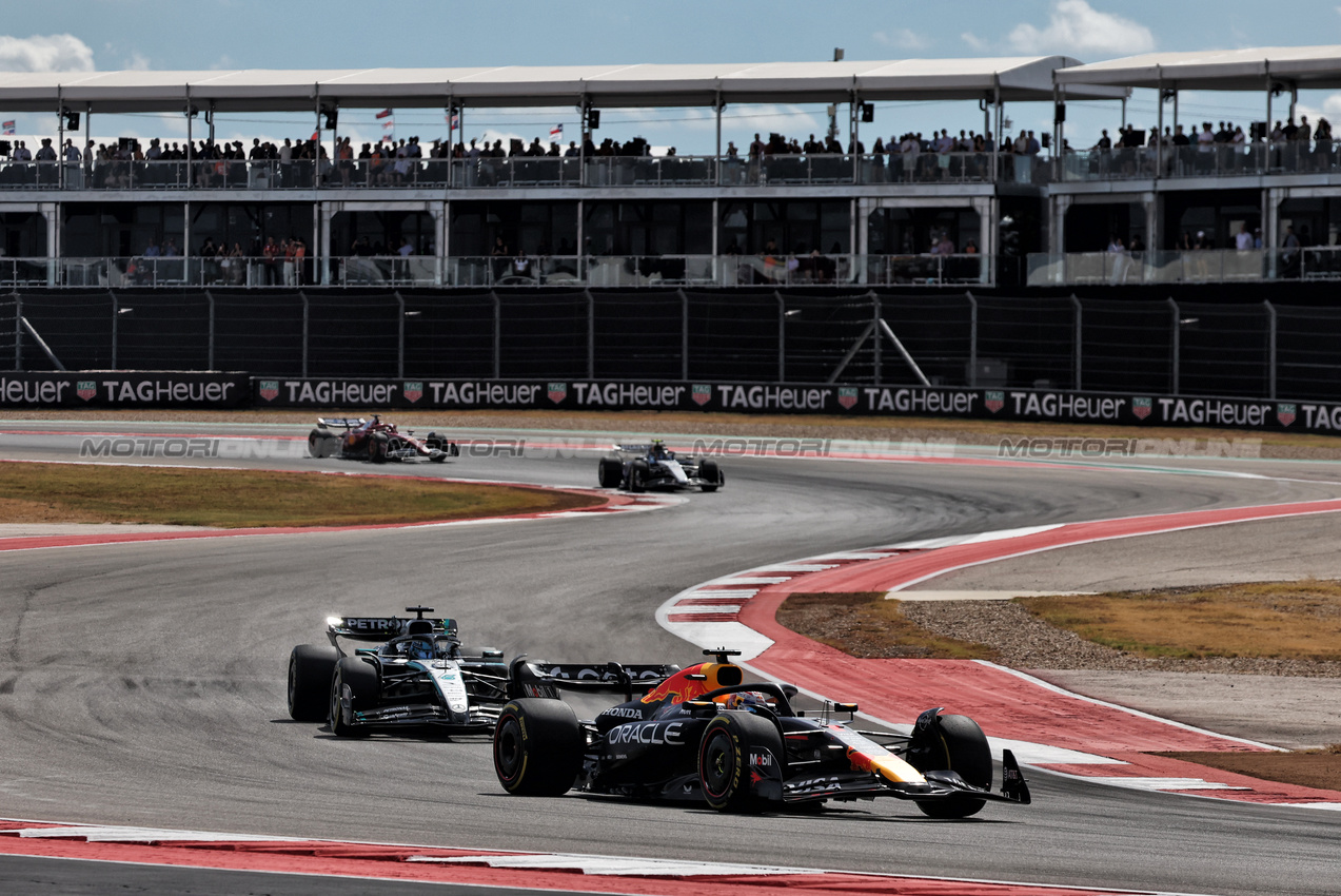 GP USA, Max Verstappen (NLD) Red Bull Racing RB21.

18.10.2025. Formula 1 World Championship, Rd 19, United States Grand Prix, Austin, Texas, USA, Sprint e Qualifiche Day.

- www.xpbimages.com, EMail: requests@xpbimages.com © Copyright: Bearne / XPB Images