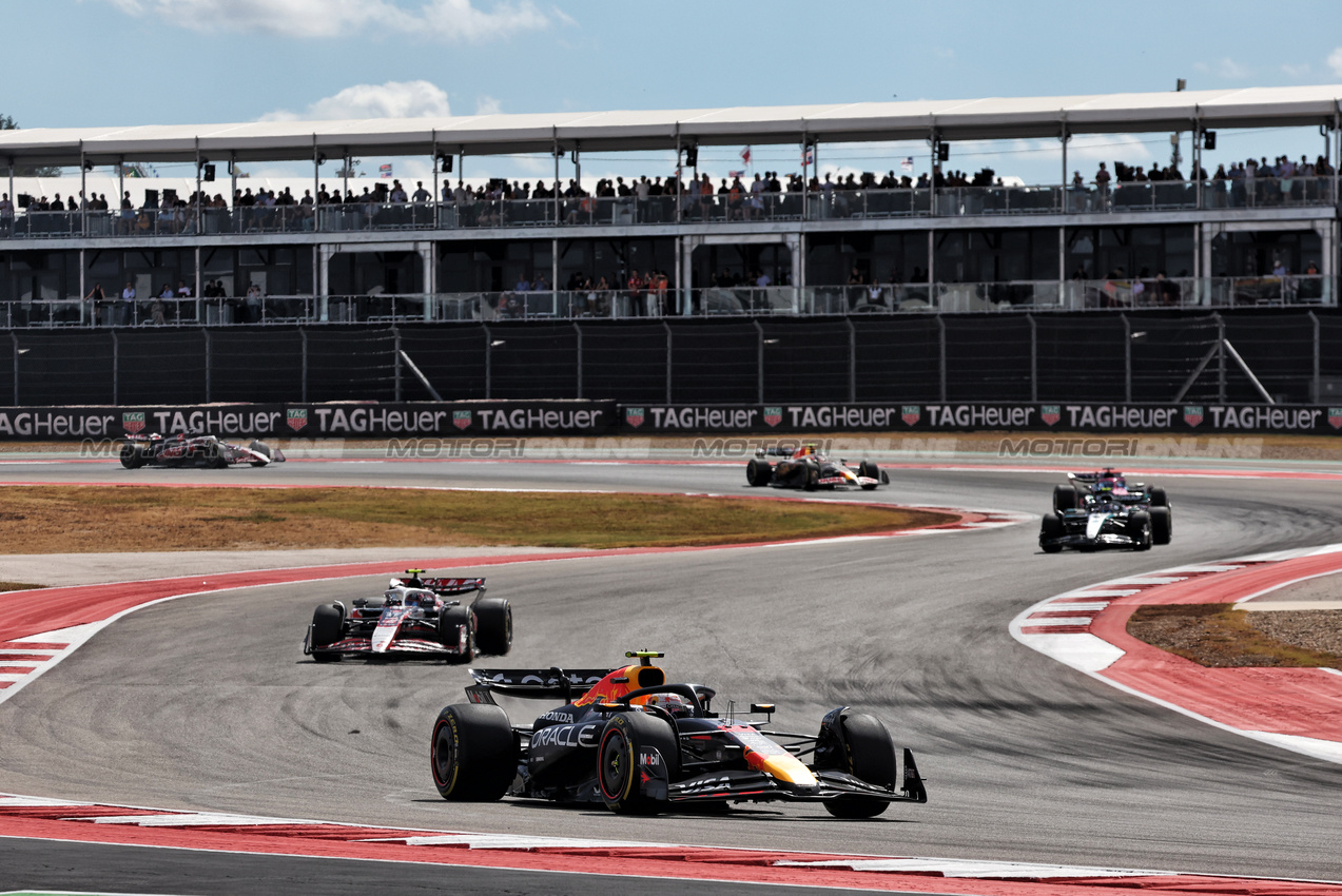 GP USA, Yuki Tsunoda (JPN) Red Bull Racing RB21.
18.10.2025. Formula 1 World Championship, Rd 19, United States Grand Prix, Austin, Texas, USA, Sprint e Qualifiche Day.
- www.xpbimages.com, EMail: requests@xpbimages.com © Copyright: Bearne / XPB Images