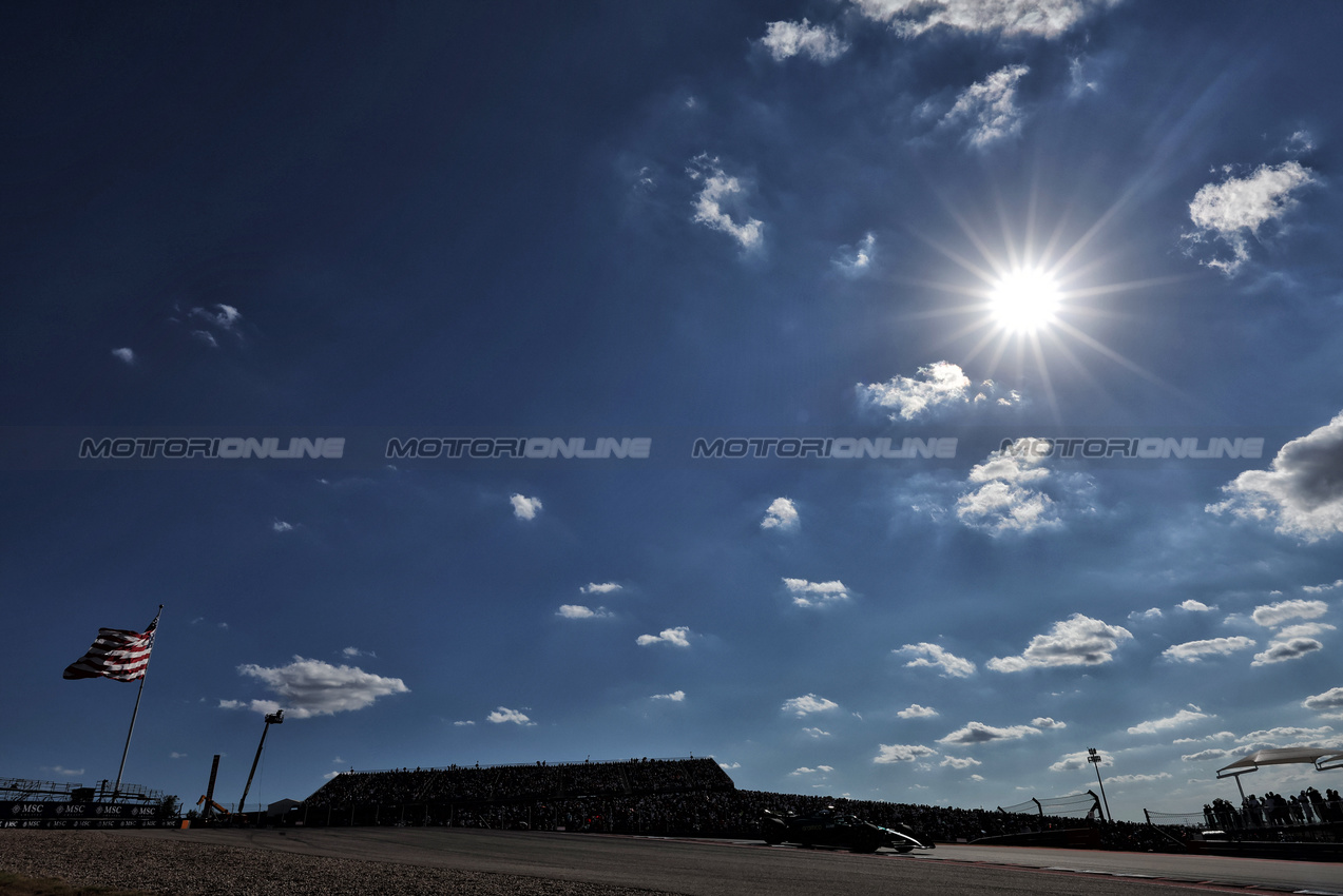GP USA, Fernando Alonso (ESP) Aston Martin F1 Team AMR25.
18.10.2025. Formula 1 World Championship, Rd 19, United States Grand Prix, Austin, Texas, USA, Sprint e Qualifiche Day.
- www.xpbimages.com, EMail: requests@xpbimages.com © Copyright: Bearne / XPB Images