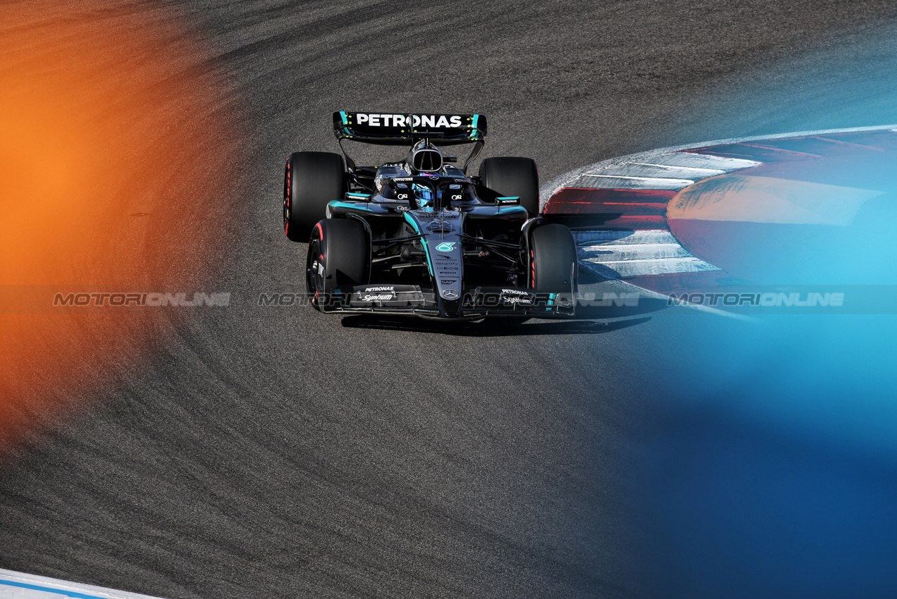 GP USA, George Russell (GBR) Mercedes AMG F1 W16.

18.10.2025. Formula 1 World Championship, Rd 19, United States Grand Prix, Austin, Texas, USA, Sprint e Qualifiche Day.

- www.xpbimages.com, EMail: requests@xpbimages.com © Copyright: Moy / XPB Images