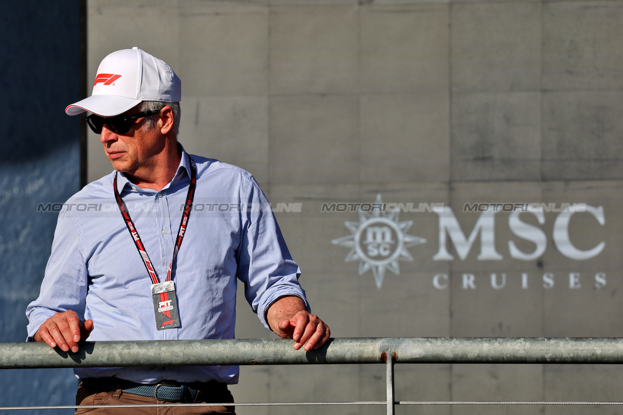 GP USA, Robert R. Bennett (USA) Vice Chairman of the Board of Directors of Liberty Media.
18.10.2025. Formula 1 World Championship, Rd 19, United States Grand Prix, Austin, Texas, USA, Sprint e Qualifiche Day.
- www.xpbimages.com, EMail: requests@xpbimages.com © Copyright: Batchelor / XPB Images