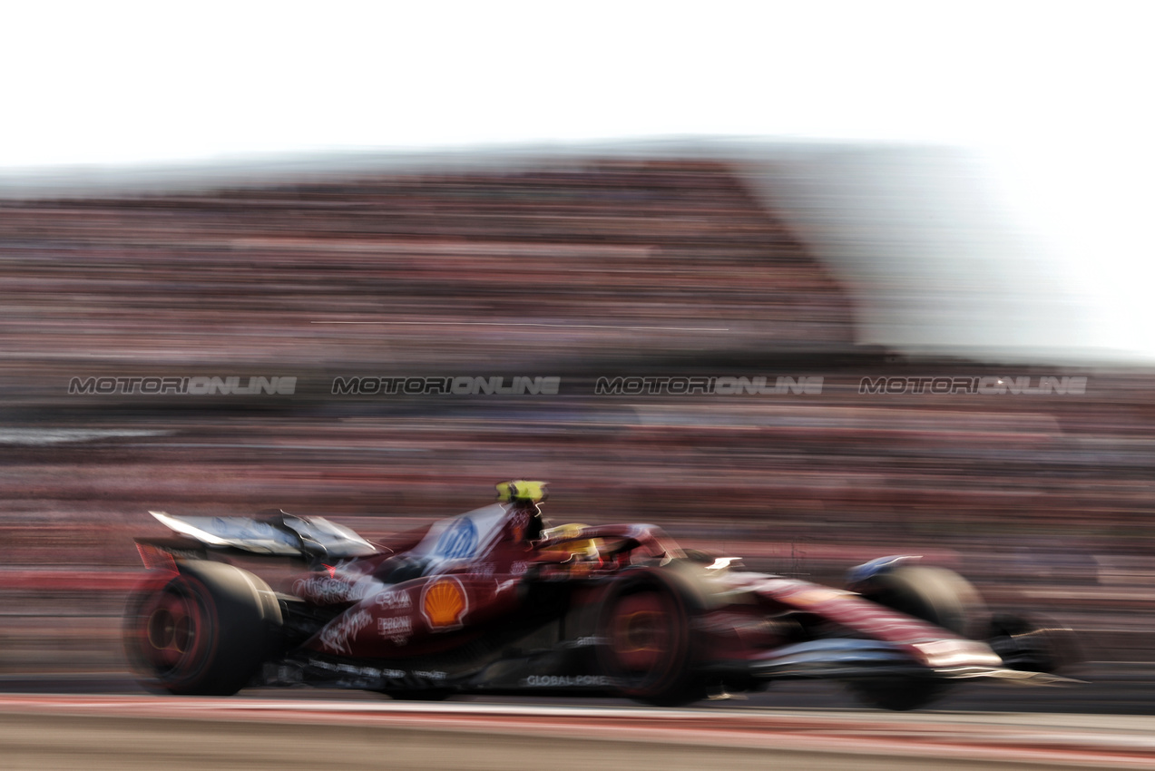 GP USA, Lewis Hamilton (GBR) Ferrari SF-25.
18.10.2025. Formula 1 World Championship, Rd 19, United States Grand Prix, Austin, Texas, USA, Sprint e Qualifiche Day.
- www.xpbimages.com, EMail: requests@xpbimages.com © Copyright: Bearne / XPB Images