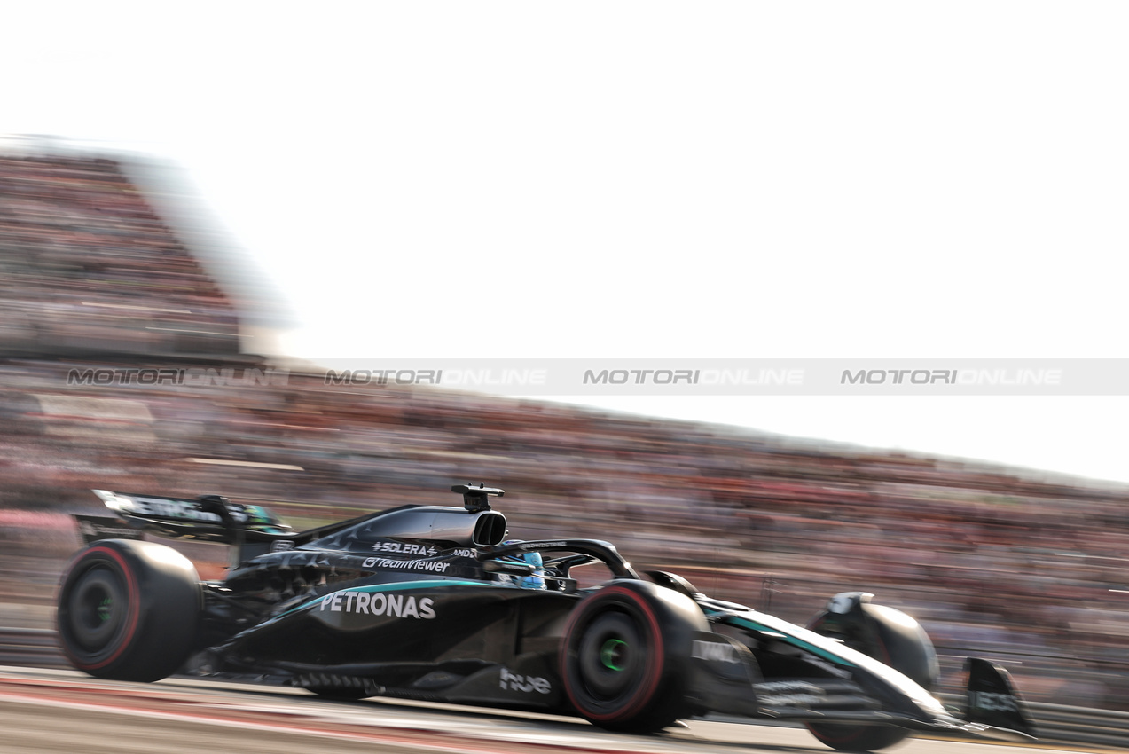 GP USA, George Russell (GBR) Mercedes AMG F1 W16.
18.10.2025. Formula 1 World Championship, Rd 19, United States Grand Prix, Austin, Texas, USA, Sprint e Qualifiche Day.
- www.xpbimages.com, EMail: requests@xpbimages.com © Copyright: Bearne / XPB Images