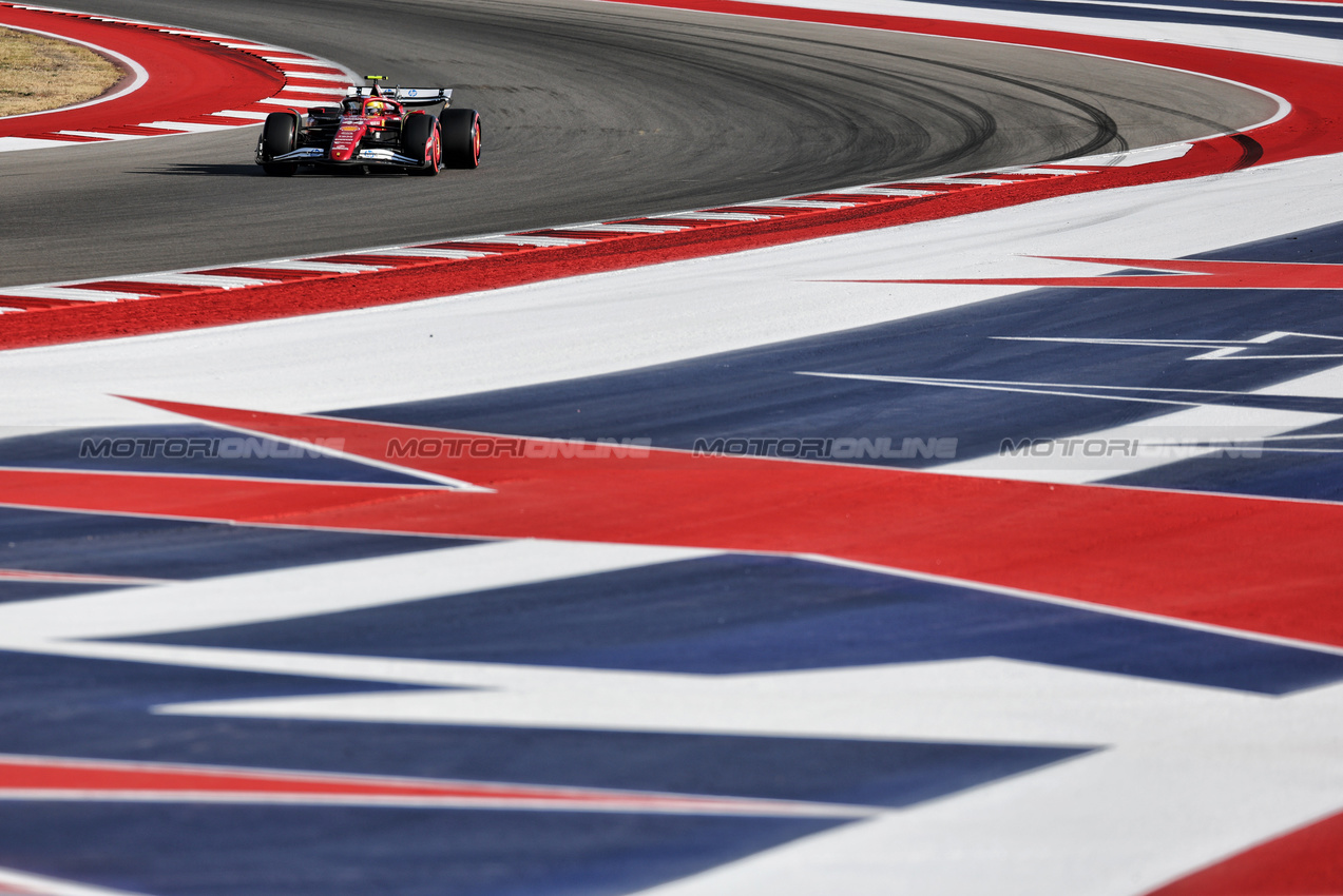 GP USA, Lewis Hamilton (GBR) Ferrari SF-25.

18.10.2025. Formula 1 World Championship, Rd 19, United States Grand Prix, Austin, Texas, USA, Sprint e Qualifiche Day.

- www.xpbimages.com, EMail: requests@xpbimages.com © Copyright: Moy / XPB Images