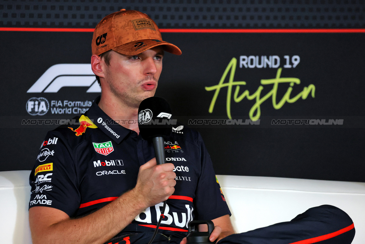 GP USA, Max Verstappen (NLD) Red Bull Racing in the post qualifying FIA Press Conference.
18.10.2025. Formula 1 World Championship, Rd 19, United States Grand Prix, Austin, Texas, USA, Sprint e Qualifiche Day.
- www.xpbimages.com, EMail: requests@xpbimages.com © Copyright: Moy / XPB Images