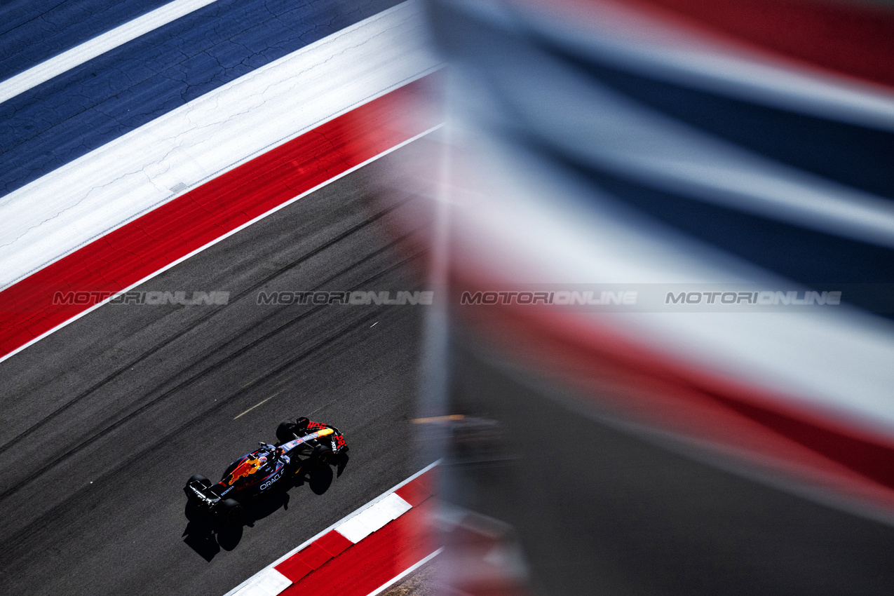 GP USA, Max Verstappen (NLD) Red Bull Racing RB21.
18.10.2025. Formula 1 World Championship, Rd 19, United States Grand Prix, Austin, Texas, USA, Sprint e Qualifiche Day.
- www.xpbimages.com, EMail: requests@xpbimages.com © Copyright: Price / XPB Images