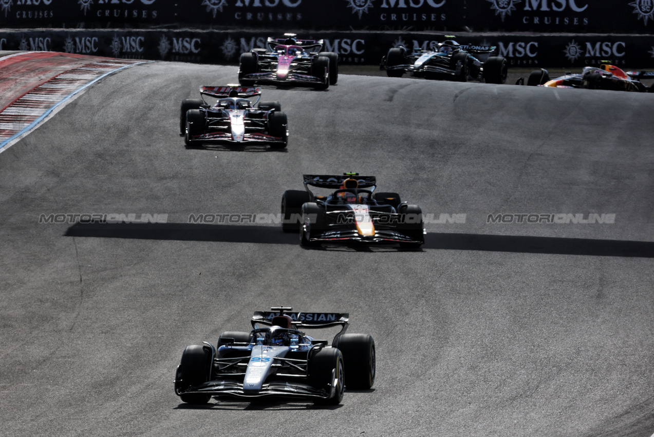 GP USA, Alexander Albon (THA) Atlassian Williams Racing FW47.

18.10.2025. Formula 1 World Championship, Rd 19, United States Grand Prix, Austin, Texas, USA, Sprint e Qualifiche Day.

- www.xpbimages.com, EMail: requests@xpbimages.com © Copyright: Batchelor / XPB Images