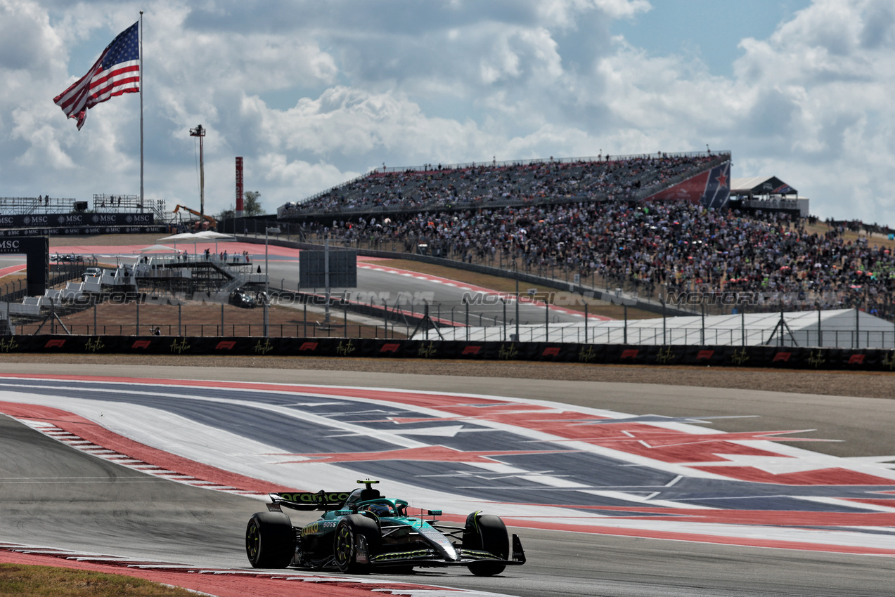 GP USA, Fernando Alonso (ESP) Aston Martin F1 Team AMR25.
17.10.2025. Formula 1 World Championship, Rd 19, United States Grand Prix, Austin, Texas, USA, Sprint Qualifiche Day
- www.xpbimages.com, EMail: requests@xpbimages.com © Copyright: Charniaux / XPB Images