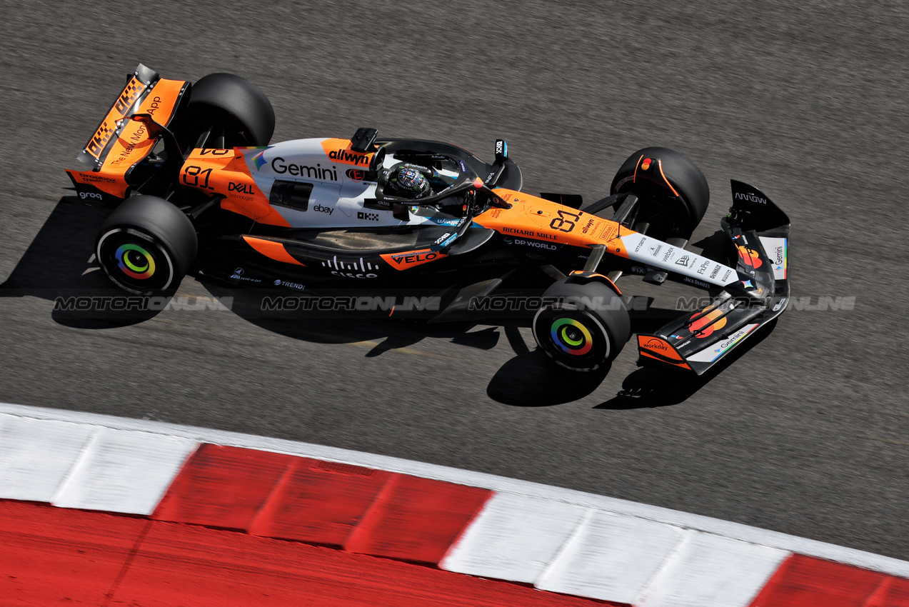 GP USA, Oscar Piastri (AUS) McLaren MCL39.

17.10.2025. Formula 1 World Championship, Rd 19, United States Grand Prix, Austin, Texas, USA, Sprint Qualifiche Day

- www.xpbimages.com, EMail: requests@xpbimages.com © Copyright: Moy / XPB Images