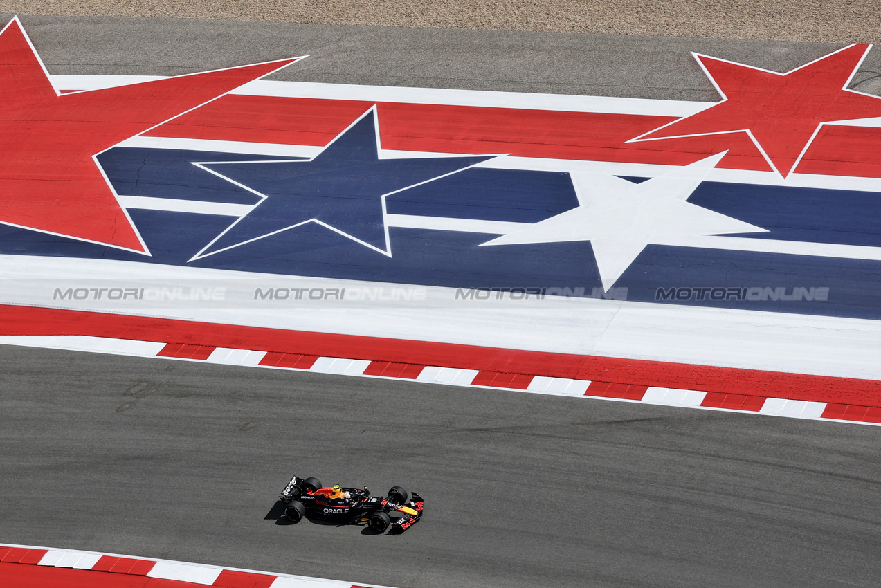 GP USA, Yuki Tsunoda (JPN) Red Bull Racing RB21.
17.10.2025. Formula 1 World Championship, Rd 19, United States Grand Prix, Austin, Texas, USA, Sprint Qualifiche Day
- www.xpbimages.com, EMail: requests@xpbimages.com © Copyright: Moy / XPB Images