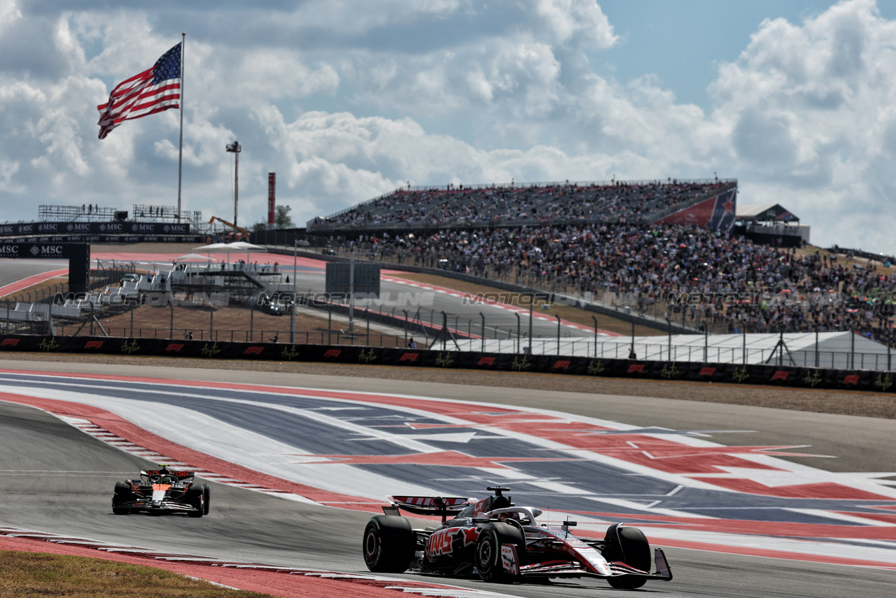 GP USA, Esteban Ocon (FRA) Haas VF-25.
17.10.2025. Formula 1 World Championship, Rd 19, United States Grand Prix, Austin, Texas, USA, Sprint Qualifiche Day
- www.xpbimages.com, EMail: requests@xpbimages.com © Copyright: Charniaux / XPB Images