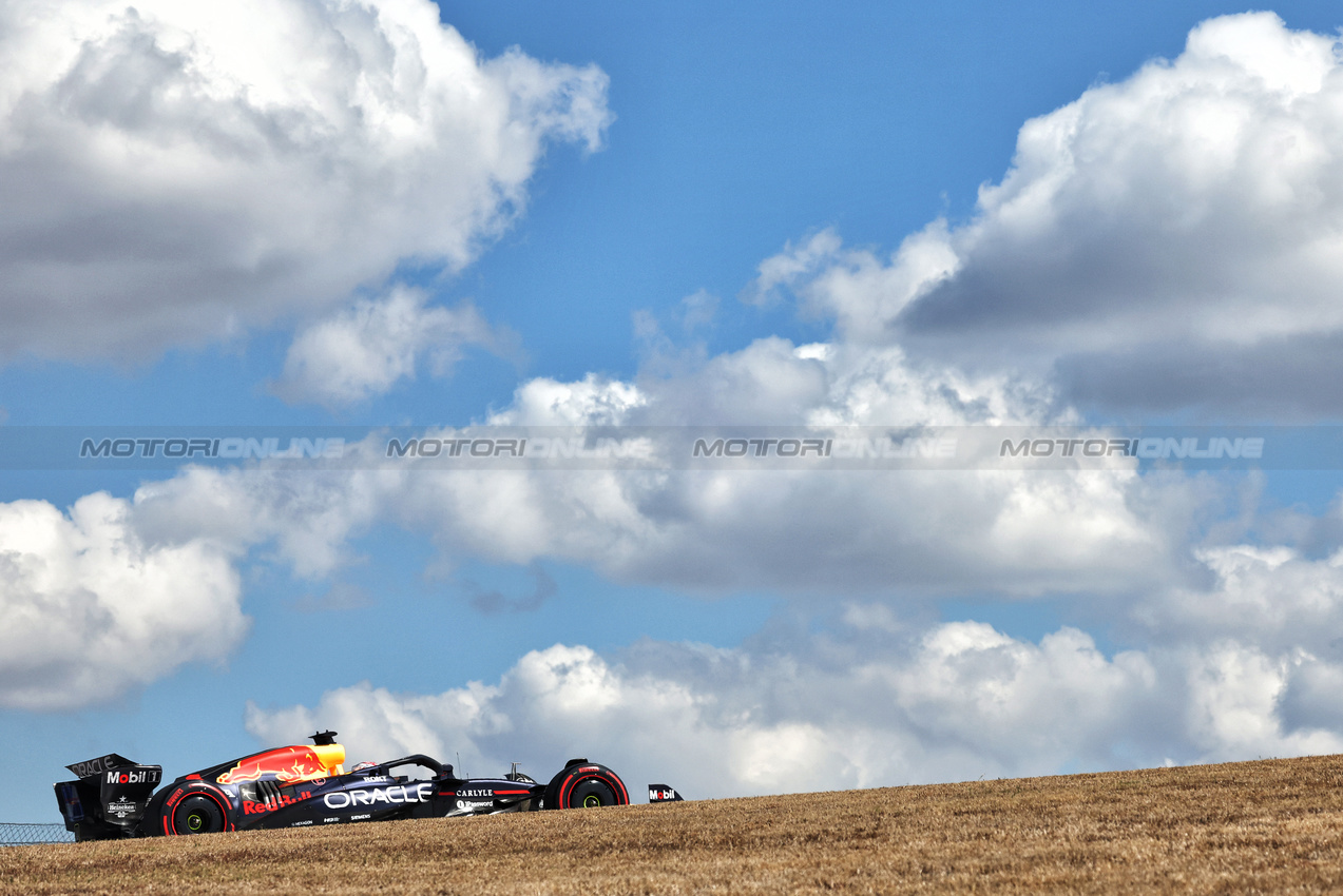 GP USA, Max Verstappen (NLD) Red Bull Racing RB21.
17.10.2025. Formula 1 World Championship, Rd 19, United States Grand Prix, Austin, Texas, USA, Sprint Qualifiche Day
- www.xpbimages.com, EMail: requests@xpbimages.com © Copyright: Bearne / XPB Images