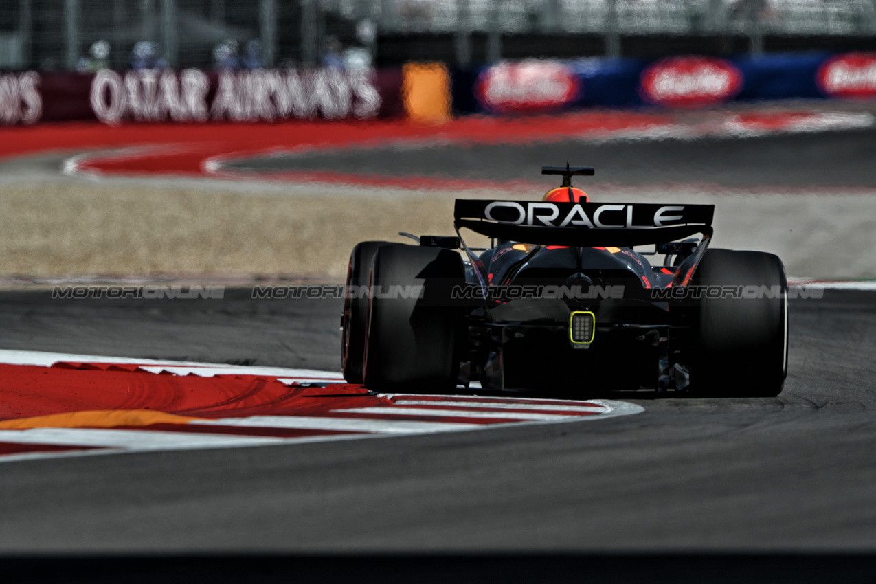 GP USA, Max Verstappen (NLD) Red Bull Racing RB21.
17.10.2025. Formula 1 World Championship, Rd 19, United States Grand Prix, Austin, Texas, USA, Sprint Qualifiche Day
- www.xpbimages.com, EMail: requests@xpbimages.com © Copyright: Price / XPB Images