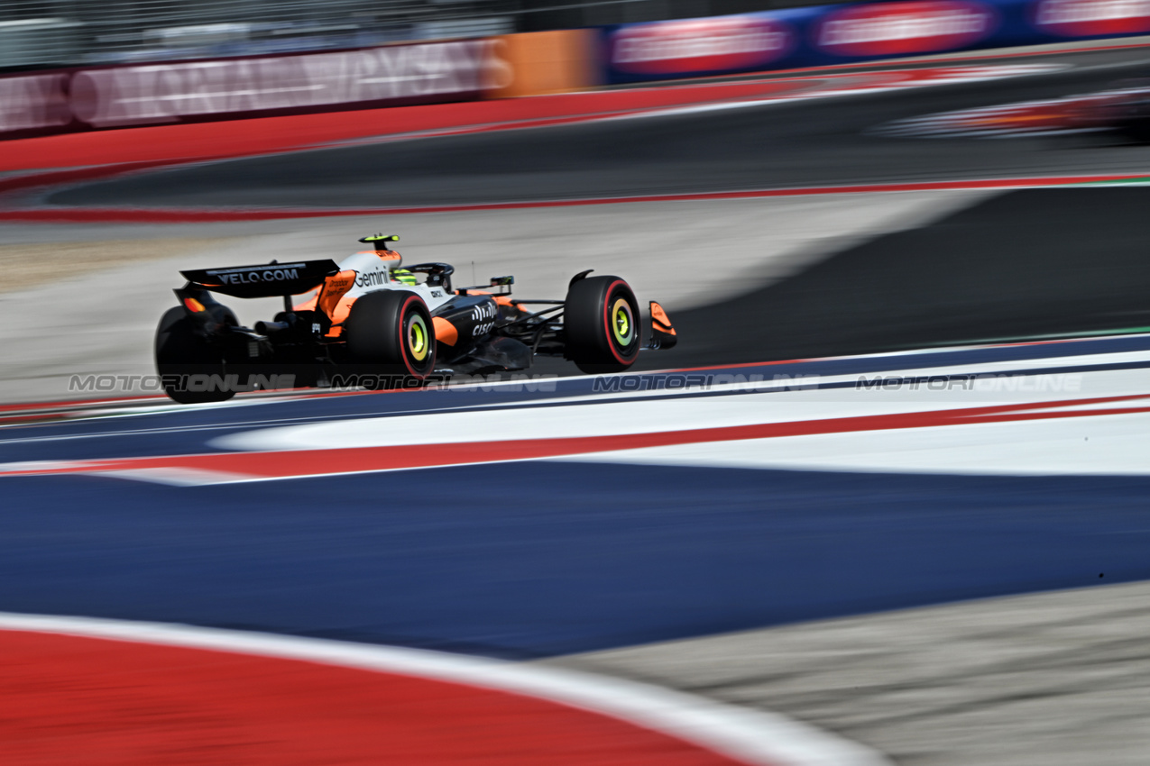 GP USA, Lando Norris (GBR) McLaren MCL39.
17.10.2025. Formula 1 World Championship, Rd 19, United States Grand Prix, Austin, Texas, USA, Sprint Qualifiche Day
- www.xpbimages.com, EMail: requests@xpbimages.com © Copyright: Price / XPB Images