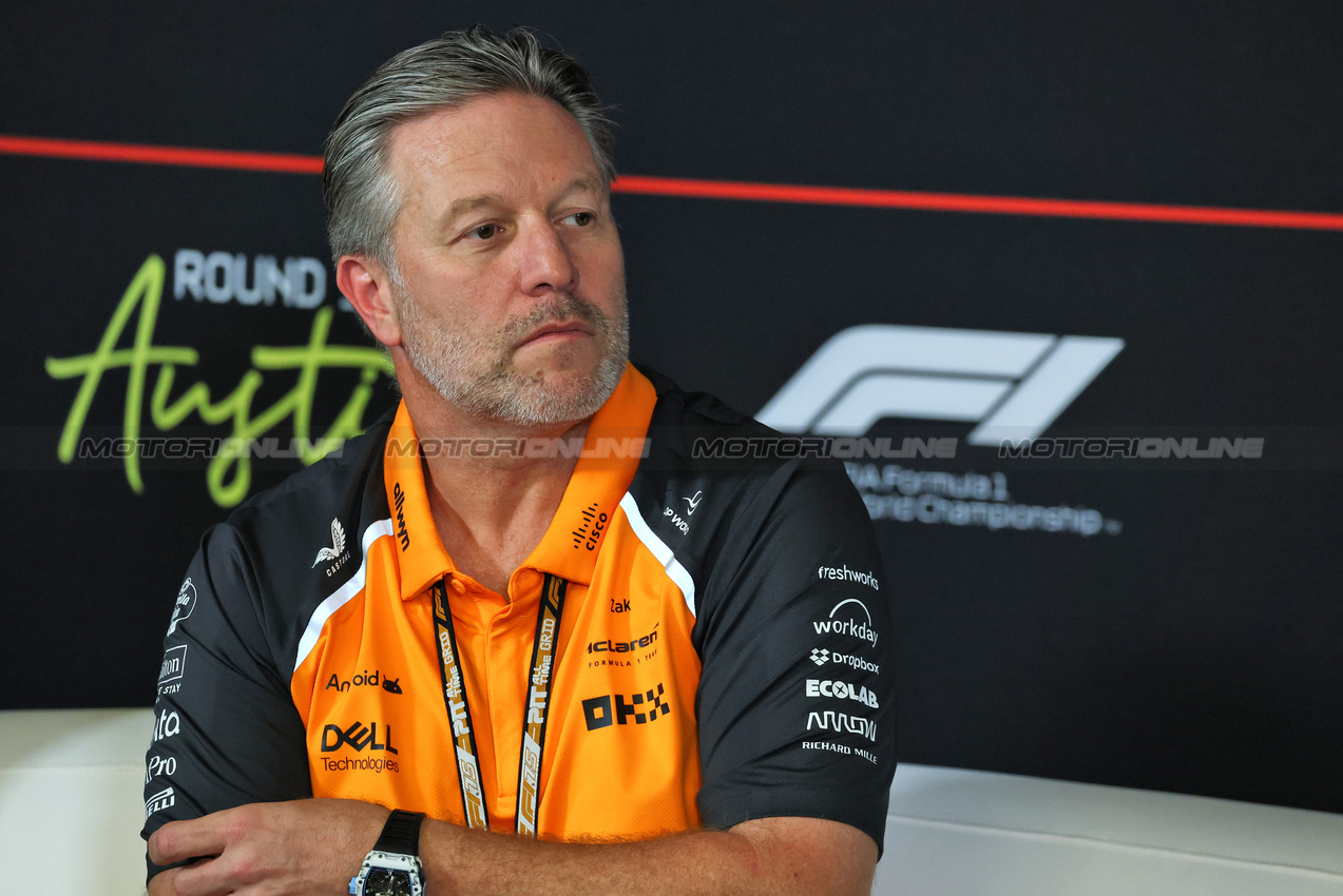 GP USA, Zak Brown (USA) McLaren Executive Director in the FIA Press Conference.

17.10.2025. Formula 1 World Championship, Rd 19, United States Grand Prix, Austin, Texas, USA, Sprint Qualifiche Day

- www.xpbimages.com, EMail: requests@xpbimages.com © Copyright: Moy / XPB Images
