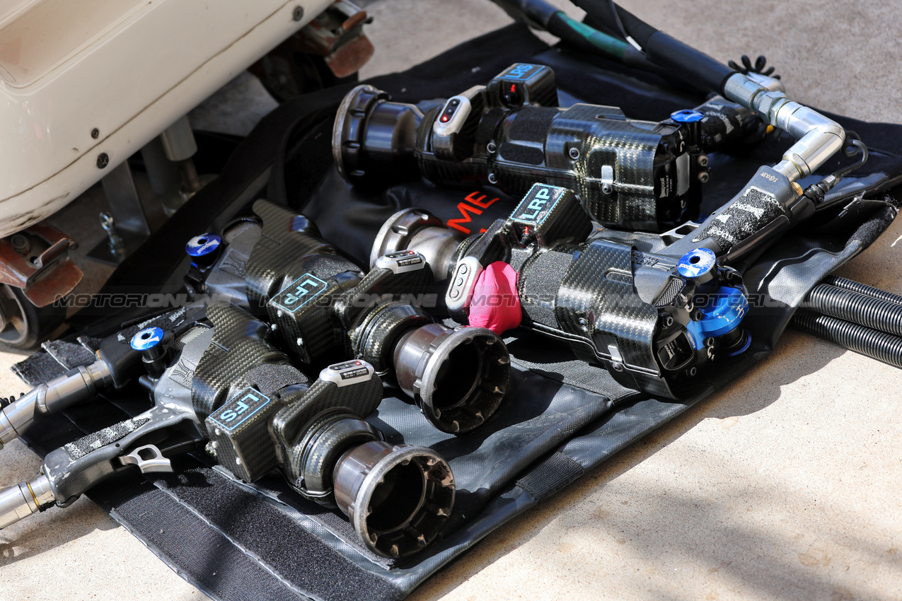 GP USA, Circuit Atmosfera - pit stop air guns.
17.10.2025. Formula 1 World Championship, Rd 19, United States Grand Prix, Austin, Texas, USA, Sprint Qualifiche Day
- www.xpbimages.com, EMail: requests@xpbimages.com © Copyright: Batchelor / XPB Images