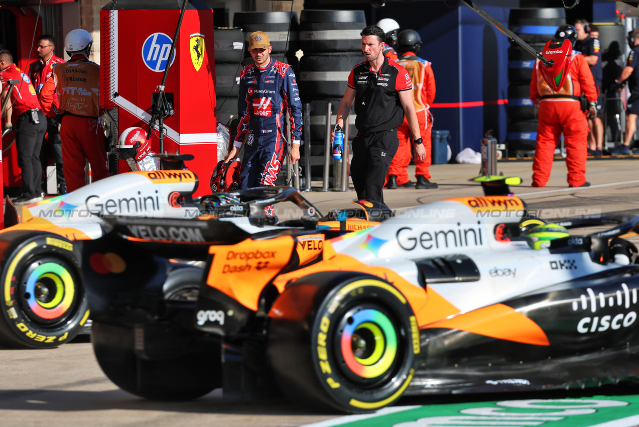 GP USA, Esteban Ocon (FRA) Haas F1 Team.
17.10.2025. Formula 1 World Championship, Rd 19, United States Grand Prix, Austin, Texas, USA, Sprint Qualifiche Day
- www.xpbimages.com, EMail: requests@xpbimages.com © Copyright: Batchelor / XPB Images