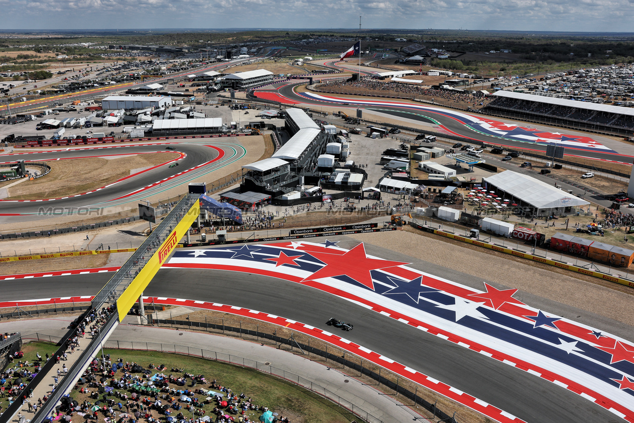 GP USA, Andrea Kimi Antonelli (ITA) Mercedes AMG F1 W16.
17.10.2025. Formula 1 World Championship, Rd 19, United States Grand Prix, Austin, Texas, USA, Sprint Qualifiche Day
- www.xpbimages.com, EMail: requests@xpbimages.com © Copyright: Moy / XPB Images