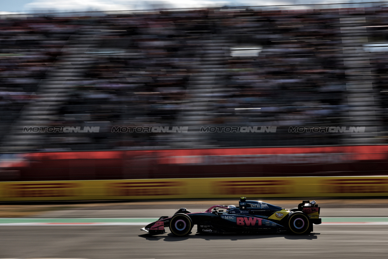 GP USA, Franco Colapinto (ARG) Alpine F1 Team A525.
17.10.2025. Formula 1 World Championship, Rd 19, United States Grand Prix, Austin, Texas, USA, Sprint Qualifiche Day
- www.xpbimages.com, EMail: requests@xpbimages.com © Copyright: Charniaux / XPB Images