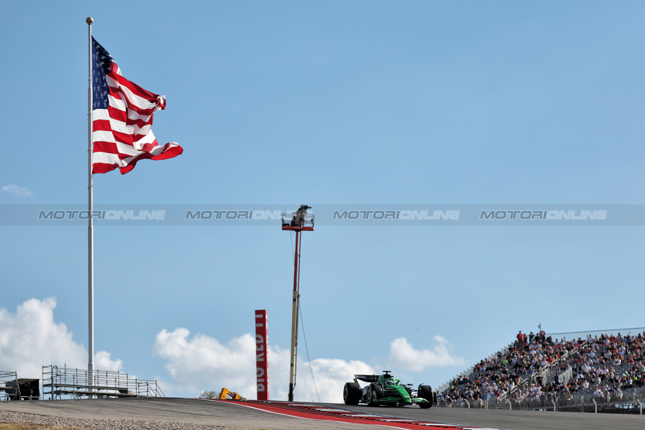 GP USA, Nico Hulkenberg (GER) Sauber C45.
17.10.2025. Formula 1 World Championship, Rd 19, United States Grand Prix, Austin, Texas, USA, Sprint Qualifiche Day
- www.xpbimages.com, EMail: requests@xpbimages.com © Copyright: Moy / XPB Images