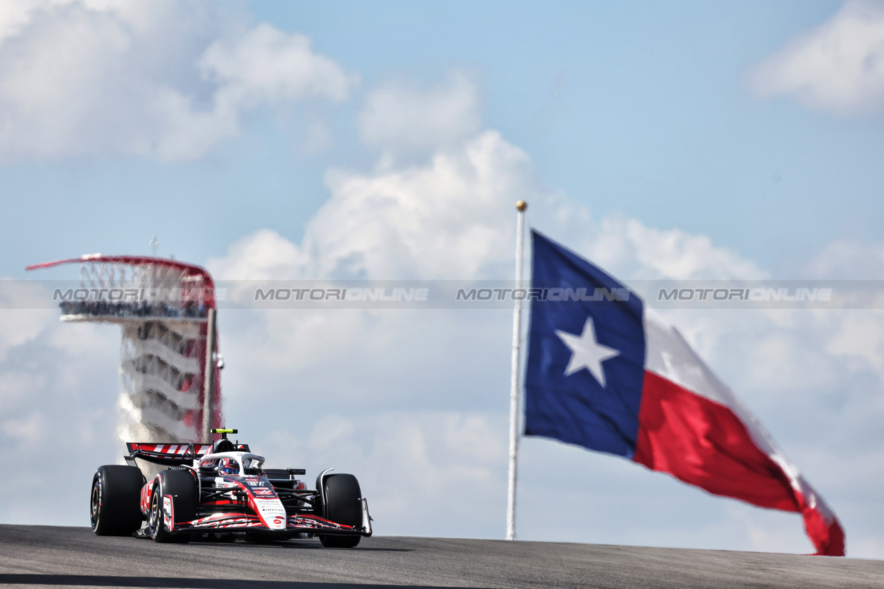 GP USA, Oliver Bearman (GBR) Haas VF-25.

17.10.2025. Formula 1 World Championship, Rd 19, United States Grand Prix, Austin, Texas, USA, Sprint Qualifiche Day

- www.xpbimages.com, EMail: requests@xpbimages.com © Copyright: Bearne / XPB Images