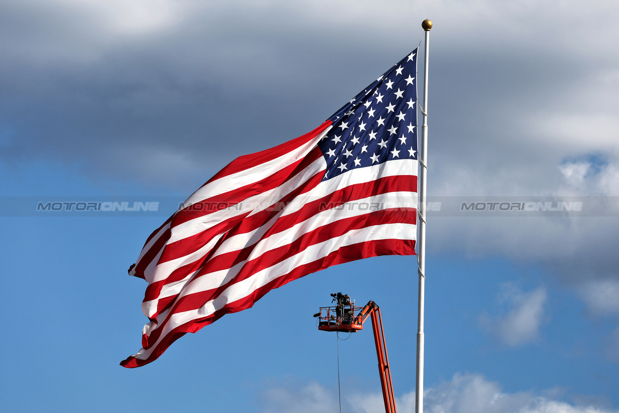 GP USA, Circuit Atmosfera - USA flag.
17.10.2025. Formula 1 World Championship, Rd 19, United States Grand Prix, Austin, Texas, USA, Sprint Qualifiche Day
- www.xpbimages.com, EMail: requests@xpbimages.com © Copyright: Moy / XPB Images