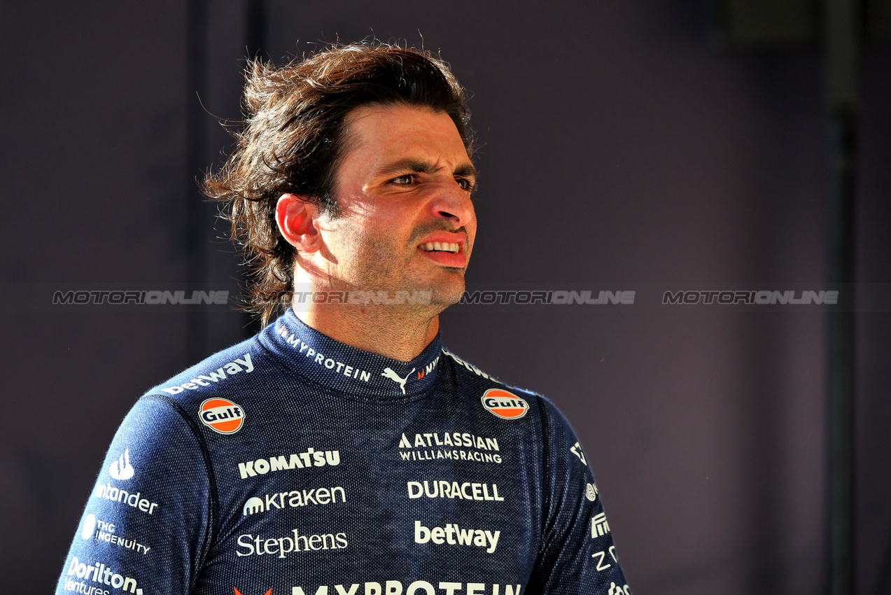 GP USA, Carlos Sainz (ESP) Atlassian Williams Racing in Sprint qualifying parc ferme.
17.10.2025. Formula 1 World Championship, Rd 19, United States Grand Prix, Austin, Texas, USA, Sprint Qualifiche Day
- www.xpbimages.com, EMail: requests@xpbimages.com © Copyright: Charniaux / XPB Images