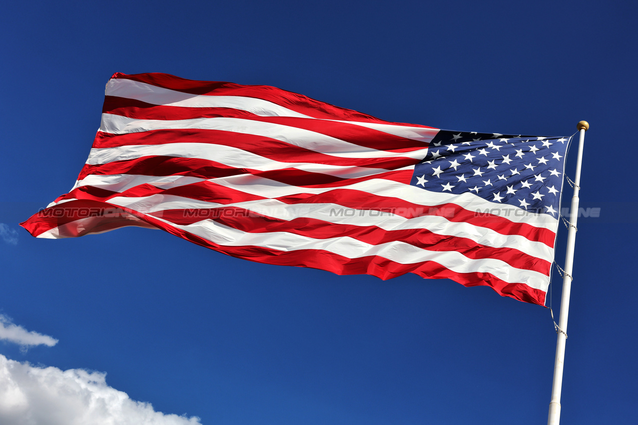 GP USA, Circuit Atmosfera - USA flag.
17.10.2025. Formula 1 World Championship, Rd 19, United States Grand Prix, Austin, Texas, USA, Sprint Qualifiche Day
- www.xpbimages.com, EMail: requests@xpbimages.com © Copyright: Moy / XPB Images