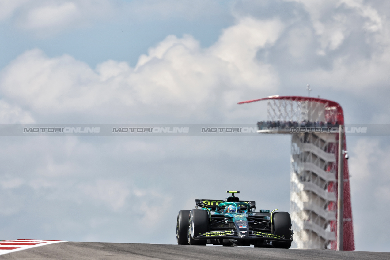 GP USA, Fernando Alonso (ESP) Aston Martin F1 Team AMR25.
17.10.2025. Formula 1 World Championship, Rd 19, United States Grand Prix, Austin, Texas, USA, Sprint Qualifiche Day
- www.xpbimages.com, EMail: requests@xpbimages.com © Copyright: Bearne / XPB Images