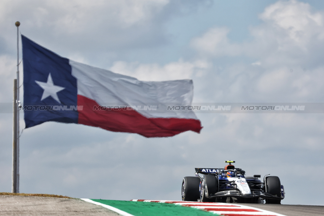 GP USA, Carlos Sainz (ESP) Atlassian Williams Racing FW47.
17.10.2025. Formula 1 World Championship, Rd 19, United States Grand Prix, Austin, Texas, USA, Sprint Qualifiche Day
- www.xpbimages.com, EMail: requests@xpbimages.com © Copyright: Bearne / XPB Images