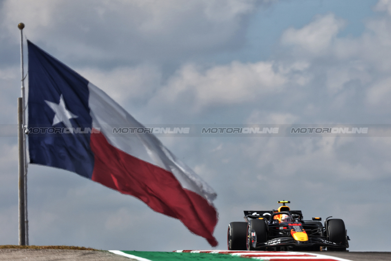 GP USA, Yuki Tsunoda (JPN) Red Bull Racing RB21.
17.10.2025. Formula 1 World Championship, Rd 19, United States Grand Prix, Austin, Texas, USA, Sprint Qualifiche Day
- www.xpbimages.com, EMail: requests@xpbimages.com © Copyright: Bearne / XPB Images