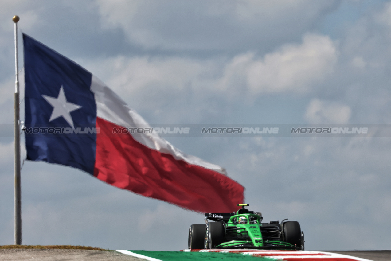 GP USA, Gabriel Bortoleto (BRA) Sauber C45.
17.10.2025. Formula 1 World Championship, Rd 19, United States Grand Prix, Austin, Texas, USA, Sprint Qualifiche Day
- www.xpbimages.com, EMail: requests@xpbimages.com © Copyright: Bearne / XPB Images