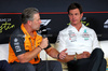 GP USA, (L to R): Zak Brown (USA) McLaren Executive Director e Toto Wolff (GER) Mercedes AMG F1 Shareholder e Executive Director in the FIA Press Conference.
17.10.2025. Formula 1 World Championship, Rd 19, United States Grand Prix, Austin, Texas, USA, Sprint Qualifiche Day
- www.xpbimages.com, EMail: requests@xpbimages.com © Copyright: Moy / XPB Images