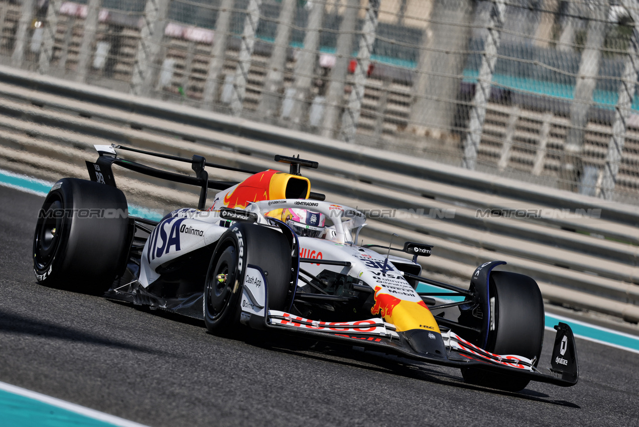 TEST ABU DHABI, Liam Lawson (NZL) Racing Bulls VCARB 02 - rear wing.
09.12.2025. Formula 1 Testing, Yas Marina Circuit, Abu Dhabi, Tuesday.
- www.xpbimages.com, EMail: requests@xpbimages.com © Copyright: Moy / XPB Images