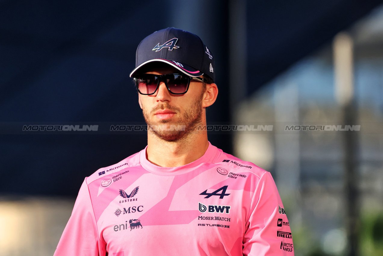 TEST ABU DHABI, Pierre Gasly (FRA) Alpine F1 Team.
09.12.2025. Formula 1 Testing, Yas Marina Circuit, Abu Dhabi, Tuesday.
- www.xpbimages.com, EMail: requests@xpbimages.com © Copyright: Bearne / XPB Images