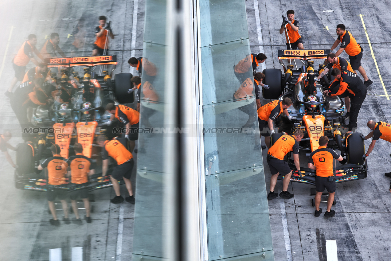 TEST ABU DHABI, Pato O'Ward (MEX) McLaren MCL39 Reserve Driver.
09.12.2025. Formula 1 Testing, Yas Marina Circuit, Abu Dhabi, Tuesday.
- www.xpbimages.com, EMail: requests@xpbimages.com © Copyright: Bearne / XPB Images