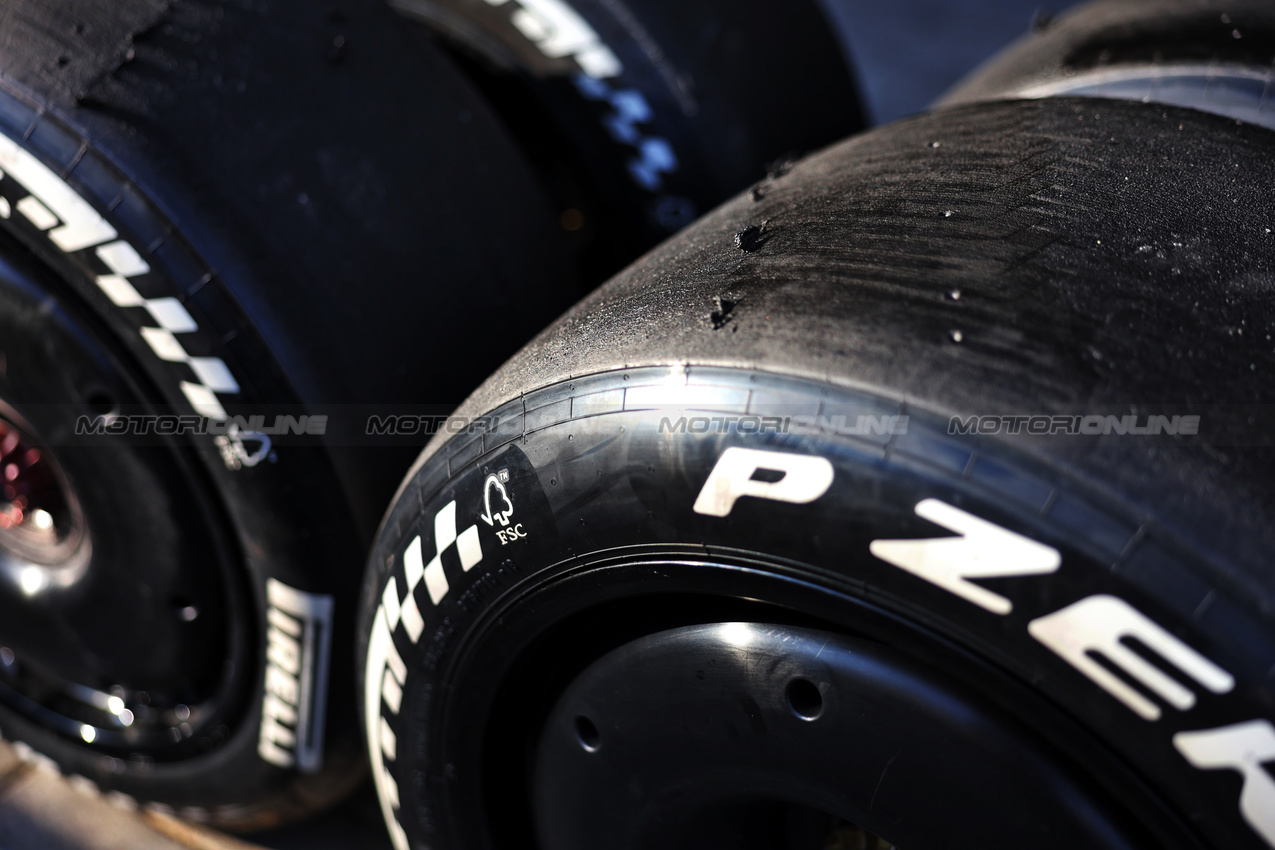 TEST ABU DHABI, USed Pirelli tyres.

09.12.2025. Formula 1 Testing, Yas Marina Circuit, Abu Dhabi, Tuesday.

- www.xpbimages.com, EMail: requests@xpbimages.com © Copyright: Bearne / XPB Images