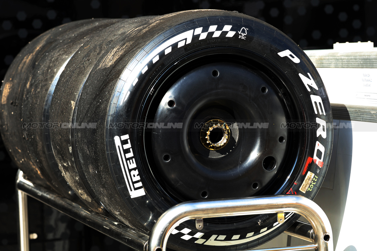 TEST ABU DHABI, USed Pirelli tyres.
09.12.2025. Formula 1 Testing, Yas Marina Circuit, Abu Dhabi, Tuesday.
- www.xpbimages.com, EMail: requests@xpbimages.com © Copyright: Bearne / XPB Images