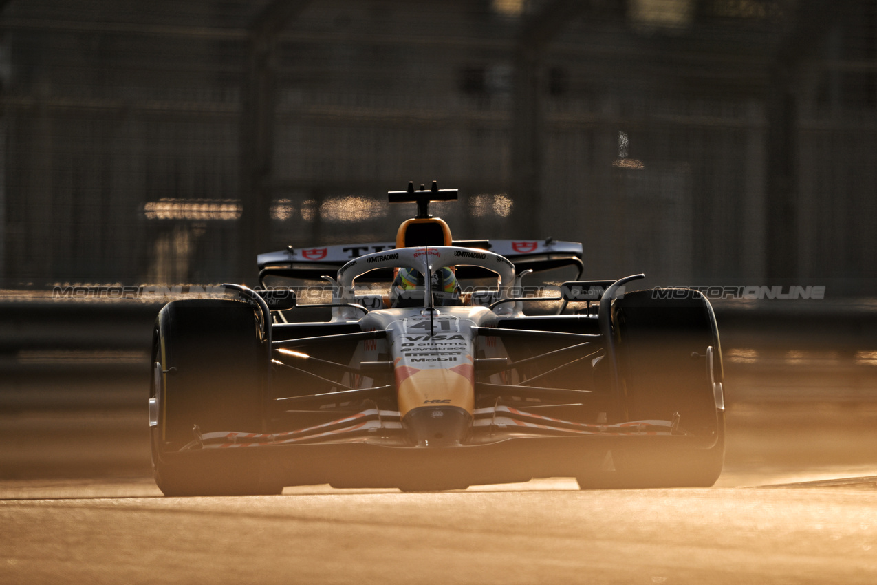 TEST ABU DHABI, Arvid Lindblad (GBR) Racing Bulls VCARB 02.

09.12.2025. Formula 1 Testing, Yas Marina Circuit, Abu Dhabi, Tuesday.

- www.xpbimages.com, EMail: requests@xpbimages.com © Copyright: Price	/ XPB Images