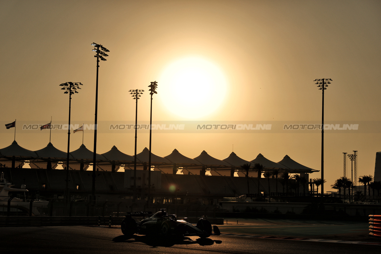 TEST ABU DHABI