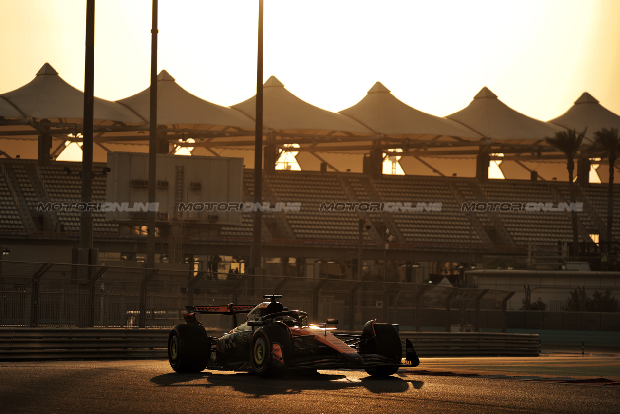 TEST ABU DHABI