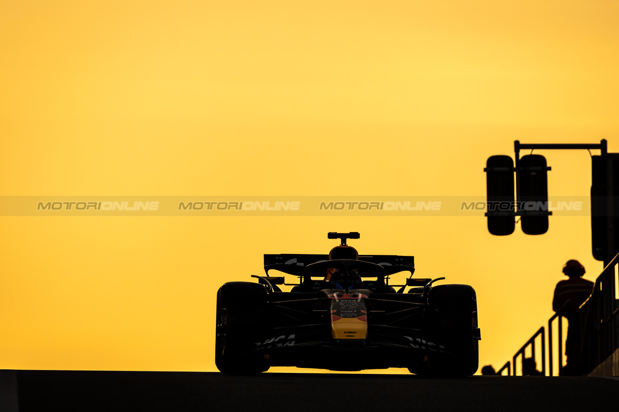 TEST ABU DHABI