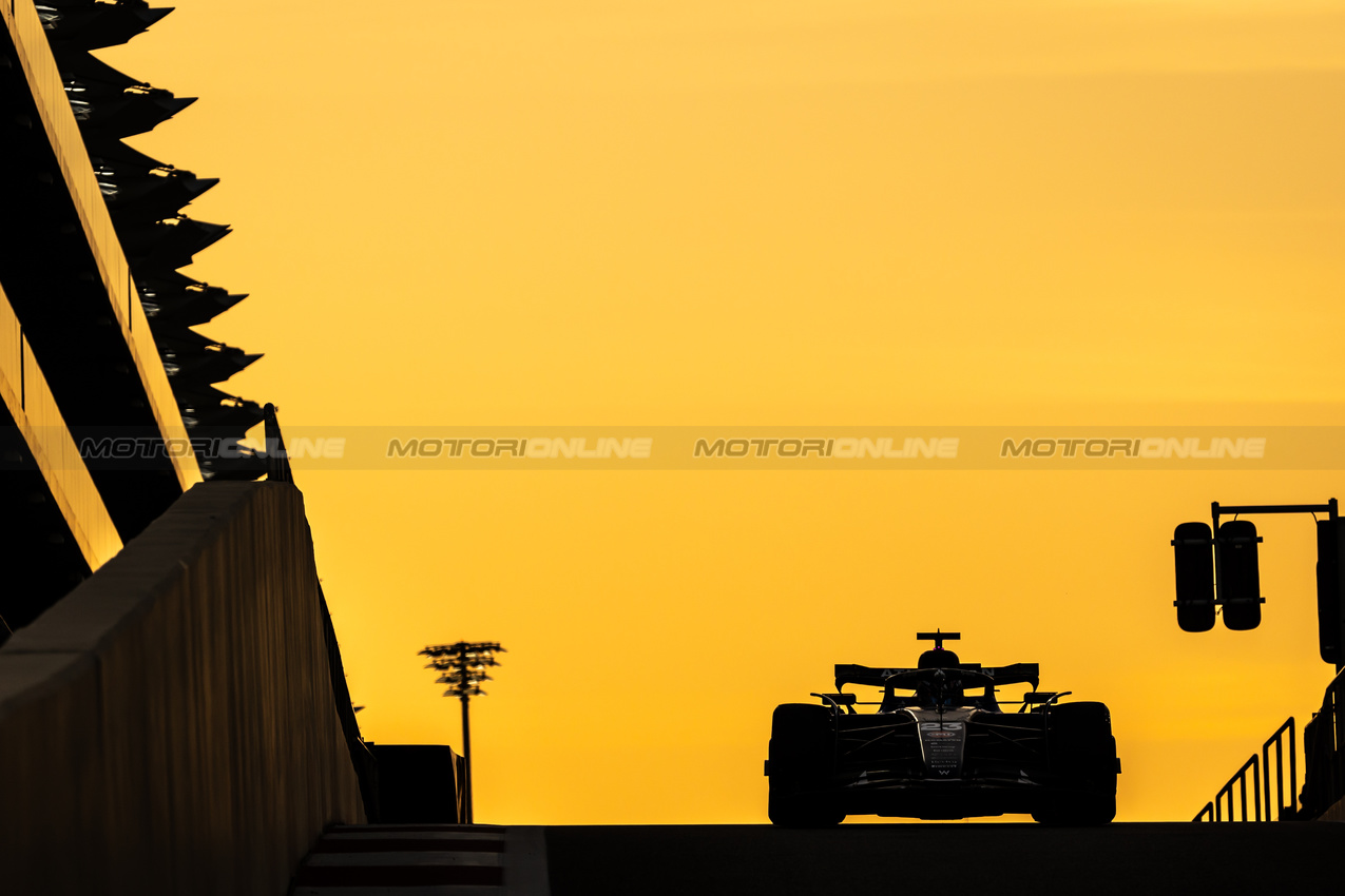 TEST ABU DHABI