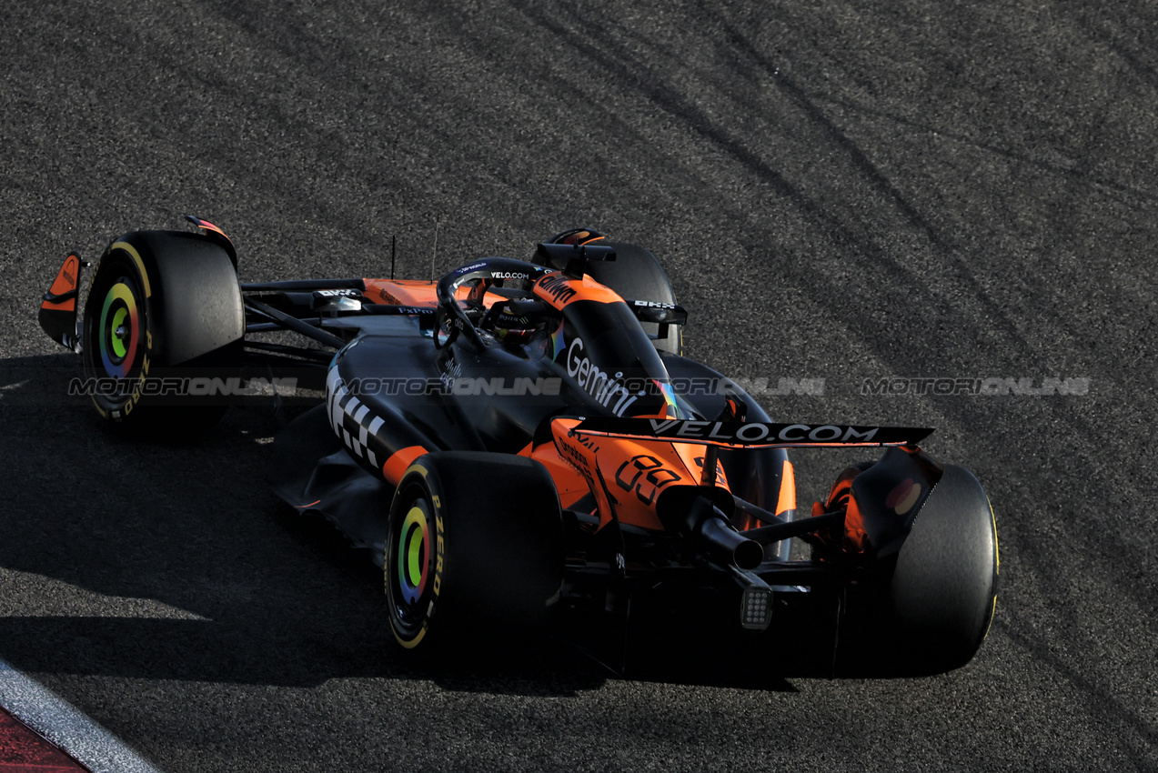 TEST ABU DHABI, Pato O'Ward (MEX) McLaren MCL39 Reserve Driver.
09.12.2025. Formula 1 Testing, Yas Marina Circuit, Abu Dhabi, Tuesday.
- www.xpbimages.com, EMail: requests@xpbimages.com © Copyright: Bearne / XPB Images