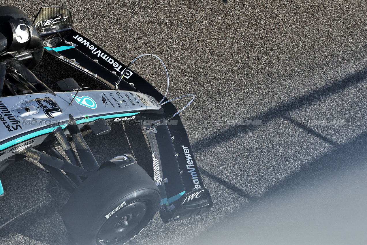 TEST ABU DHABI, Andrea Kimi Antonelli (ITA) Mercedes AMG F1 W16.

09.12.2025. Formula 1 Testing, Yas Marina Circuit, Abu Dhabi, Tuesday.

- www.xpbimages.com, EMail: requests@xpbimages.com © Copyright: Bearne / XPB Images