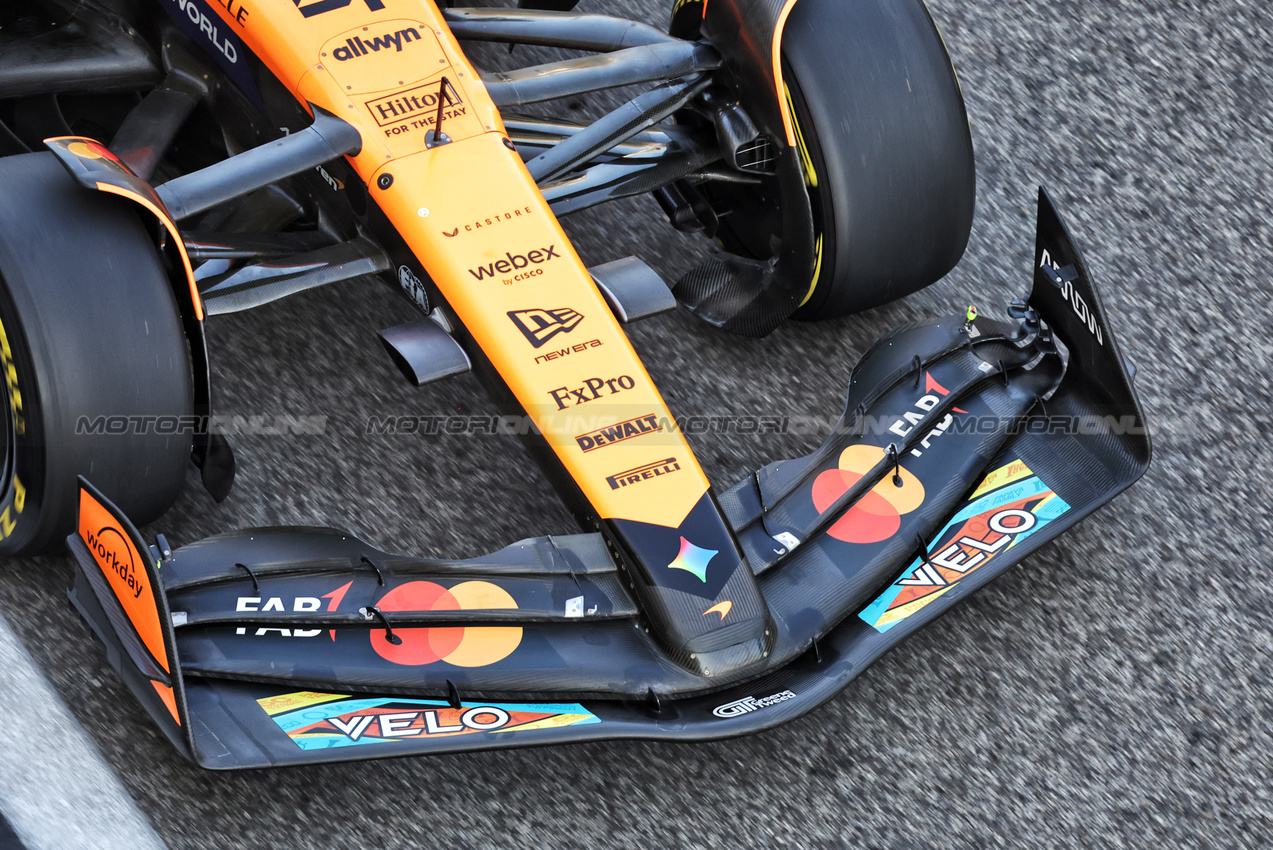 TEST ABU DHABI, Lando Norris (GBR) McLaren MCL39 - front wing.
09.12.2025. Formula 1 Testing, Yas Marina Circuit, Abu Dhabi, Tuesday.
- www.xpbimages.com, EMail: requests@xpbimages.com © Copyright: Bearne / XPB Images