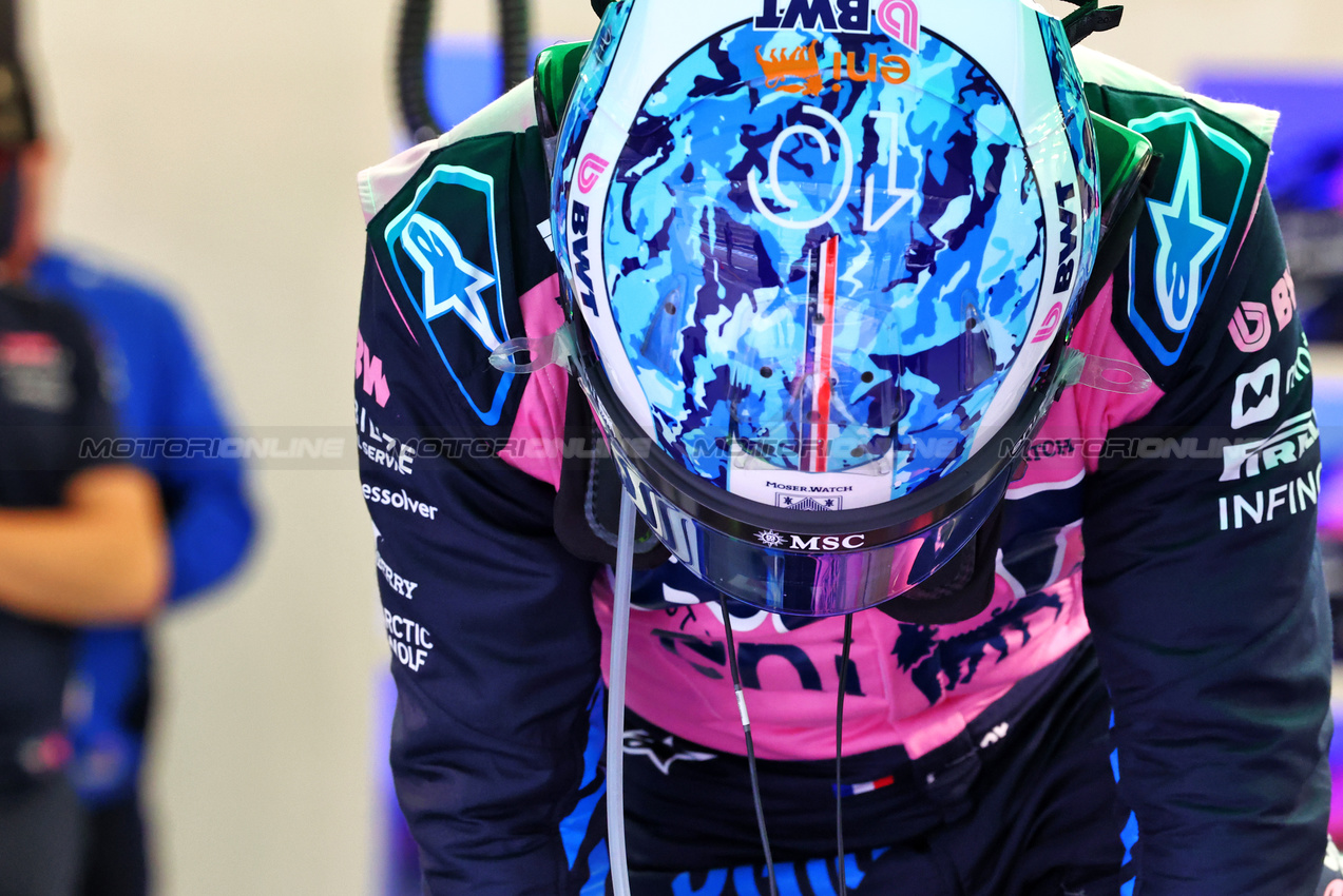 TEST BAHRAIN, Pierre Gasly (FRA) Alpine F1 Team.

27.02.2025. Formula 1 Testing, Sakhir, Bahrain, Day Two.

- www.xpbimages.com, EMail: requests@xpbimages.com © Copyright: Charniaux / XPB Images