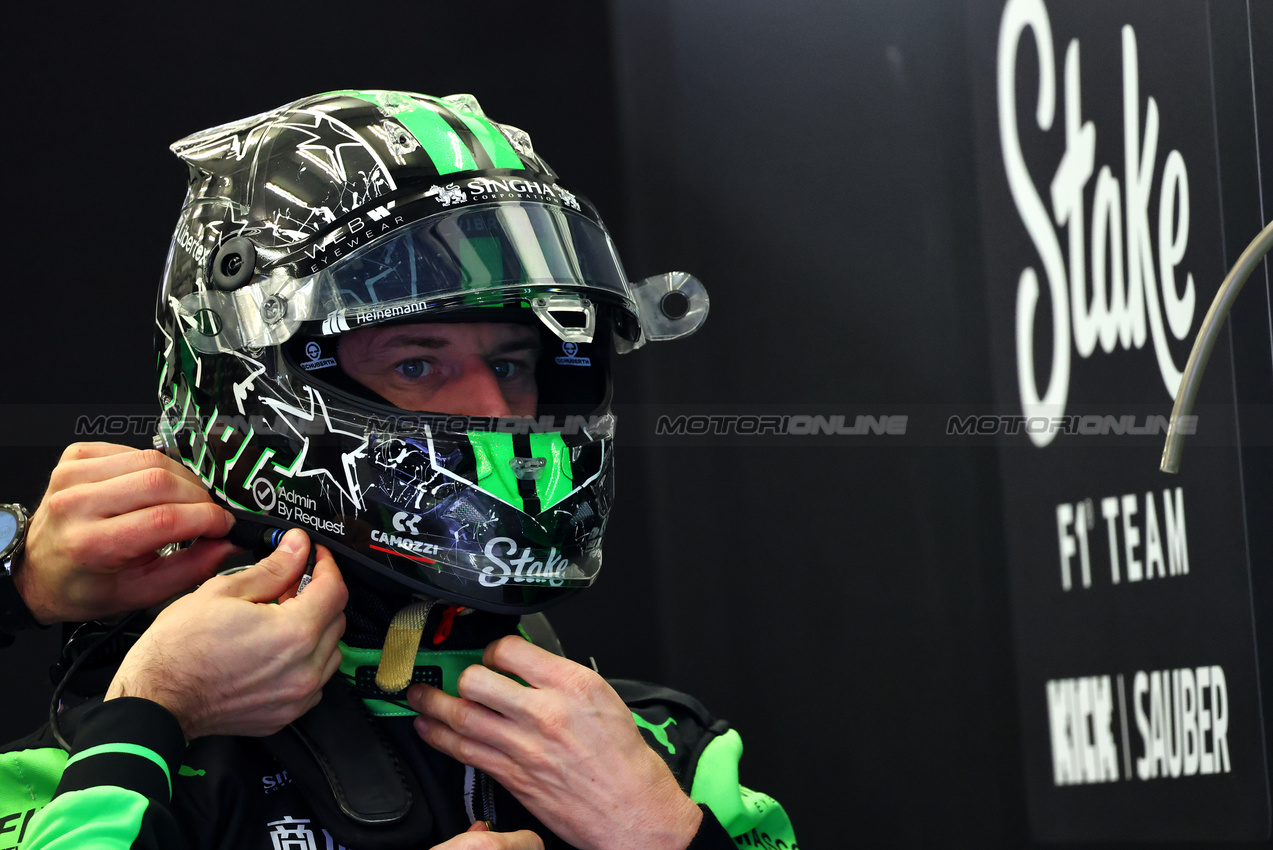 TEST BAHRAIN, Nico Hulkenberg (GER) Sauber.

27.02.2025. Formula 1 Testing, Sakhir, Bahrain, Day Two.

- www.xpbimages.com, EMail: requests@xpbimages.com © Copyright: Batchelor / XPB Images