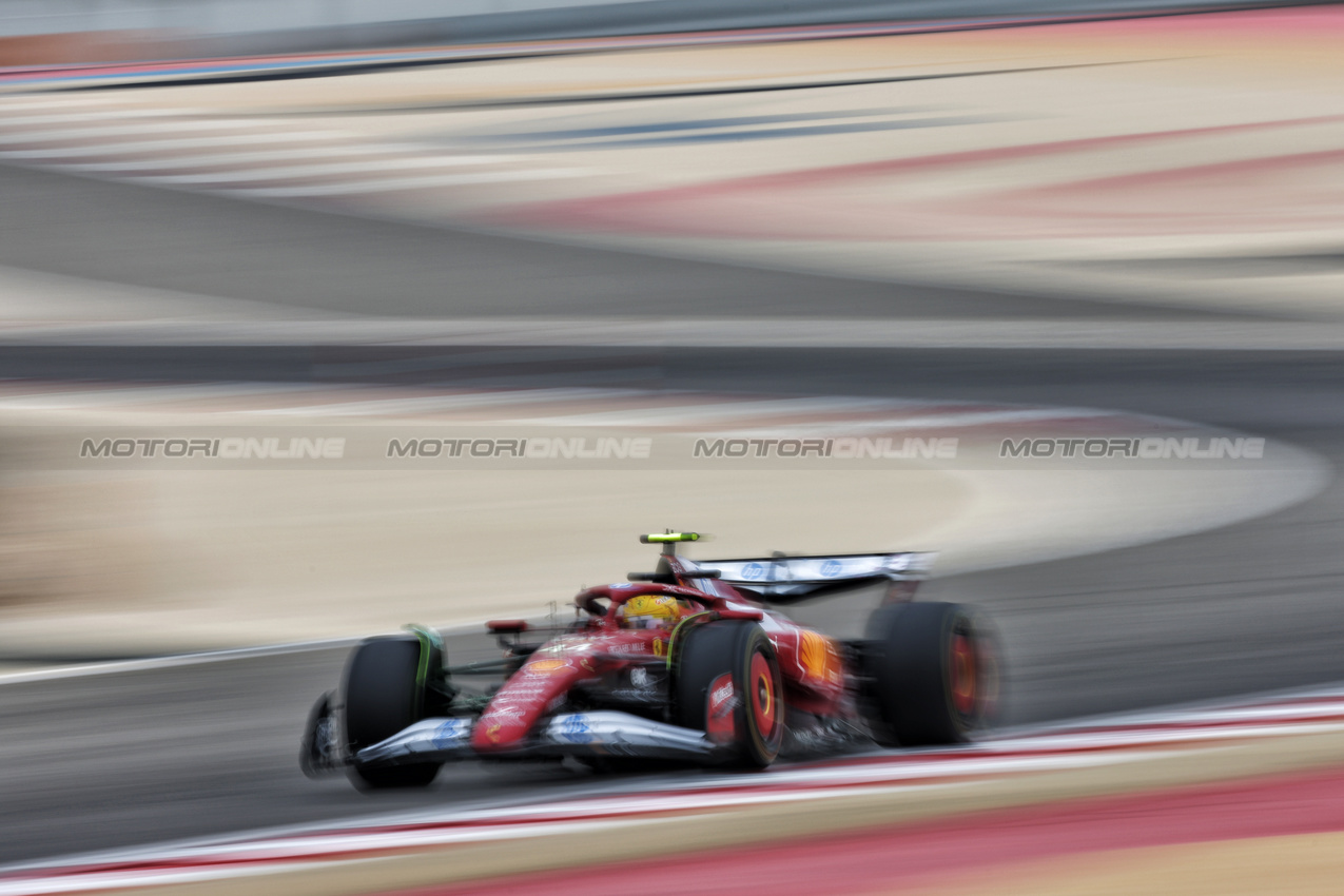 TEST BAHRAIN, Lewis Hamilton (GBR) Ferrari SF-25.

27.02.2025. Formula 1 Testing, Sakhir, Bahrain, Day Two.

- www.xpbimages.com, EMail: requests@xpbimages.com © Copyright: Bearne / XPB Images